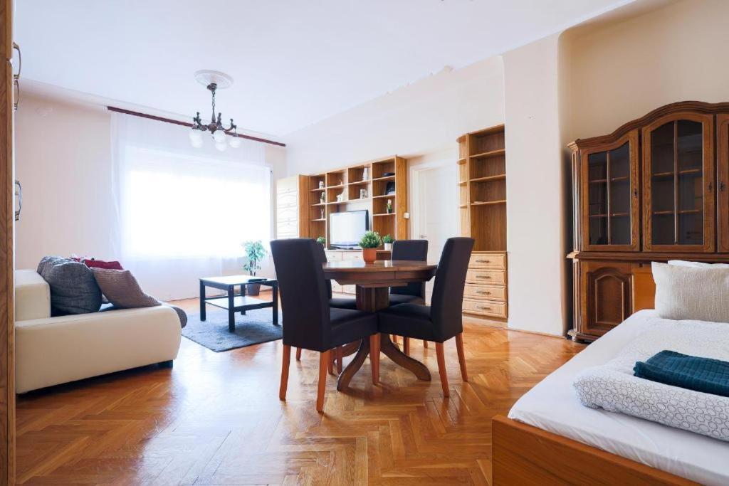 Downtown Vintage Home By Bella Budapeszt Zewnętrze zdjęcie